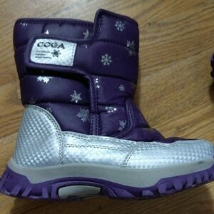 Kids Snow Boots - Purple and Silver